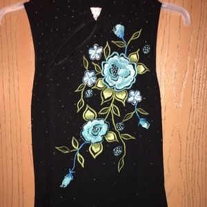 Oriental style embroidered sleeveless top